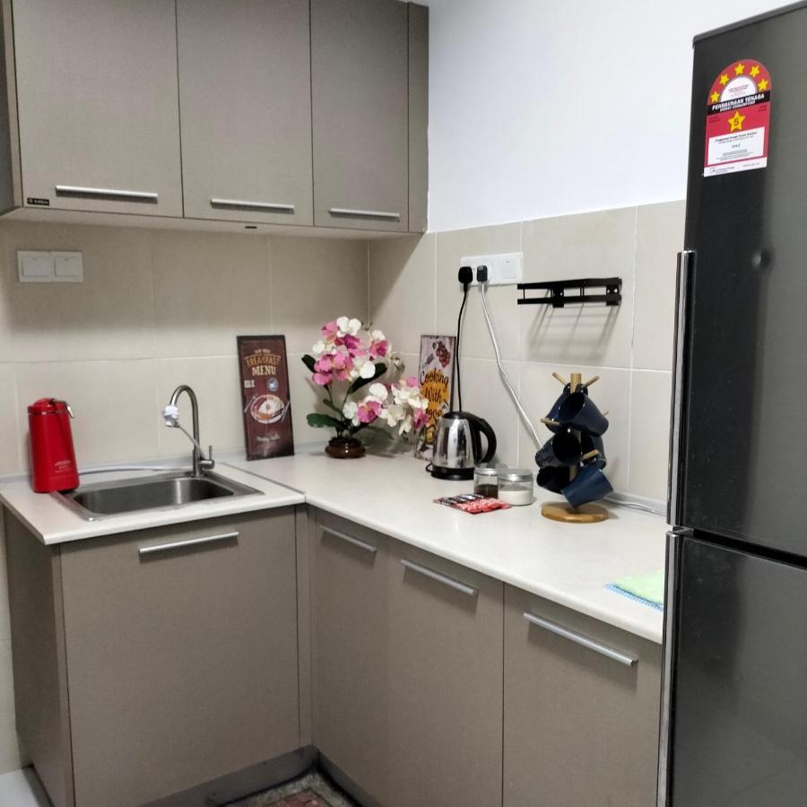 Hani Homestay Wifi Netflix Secure Parking Klia Usim Inti Aeon Mall Nilai Exteriér fotografie